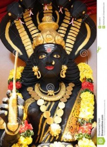 grande-statue-de-dieu-shiva-de-l-inde-24412813